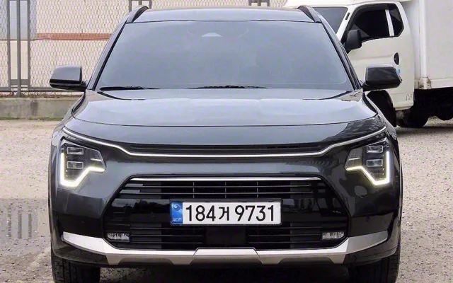 니로EV 중고차 디 올 뉴 니로 시그니처 매물 사진 8 - 2023/10 35,418km